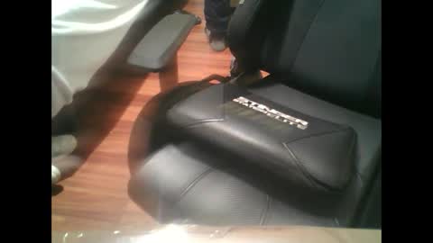 Snapshot of yokaxondoo chatting on 02/19/25, 09:28 yokaxondoo online show from 02/19/25, 09:28