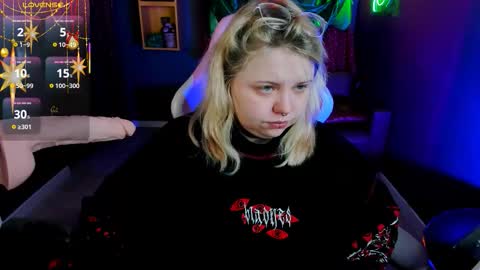 Snapshot of yoki_shizuko chatting on 01/08/26, 06:37 Yoki online show from 01/08/26, 06:37