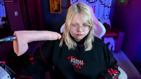 Snapshot of yoki_shizuko chatting on 02/16/26, 06:31 Yoki online show from 02/16/26, 06:31