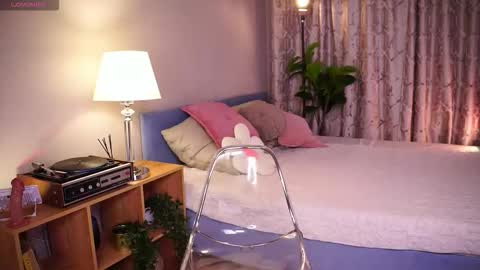 Yoko online show from 11/21/25, 06:01