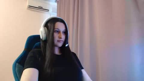 Sophie online show from 04/29/26, 03:49