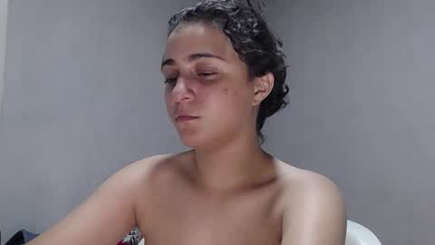 Snapshot of yoonbum_ chatting on 10/11/25, 10:52 Little Mike Independent model online show from 10/11/25, 10:52