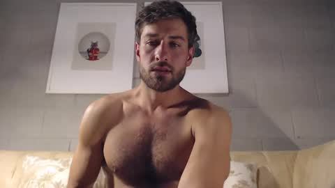 Yoooups online show from 10/31/25, 06:03