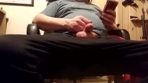 yooperstud2 online show from 01/22/25, 05:16