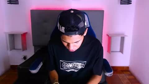 Yordi online show from 12/15/25, 06:39