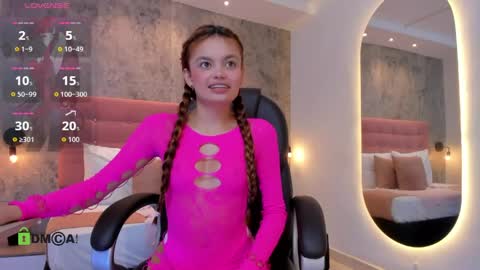 Yoselin online show from 04/15/26, 03:46