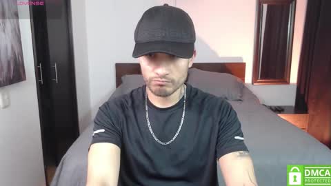 yoshy_man online show from 11/04/25, 03:05