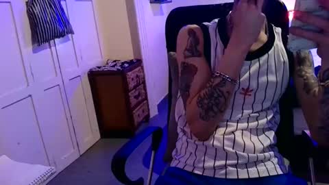 Snapshot of yosoyplex91 chatting on 03/02/25, 10:38 AlexBlack online show from 03/02/25, 10:38