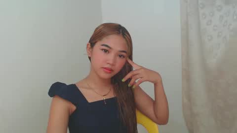 Snapshot of yosufloversweet chatting on 01/04/25, 05:27 fin online show from 01/04/25, 05:27