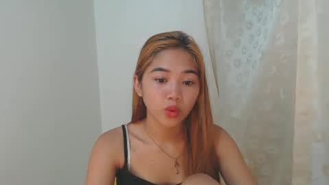 Snapshot of yosufloversweet chatting on 01/06/25, 01:52 fin online show from 01/06/25, 01:52