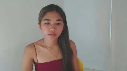 Snapshot of yosufloversweet chatting on 02/02/25, 01:23 fin online show from 02/02/25, 01:23