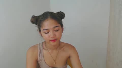 Snapshot of yosufloversweet chatting on 02/04/25, 06:14 fin online show from 02/04/25, 06:14