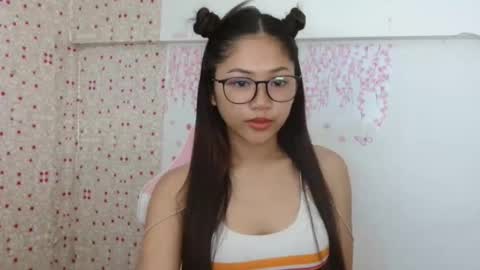 Snapshot of yosufloversweet chatting on 09/20/25, 02:07 fin online show from 09/20/25, 02:07