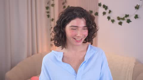 Elizabeth brunette -- Darline blonde  online show from 12/07/24, 07:05