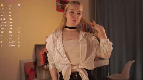 Elizabeth brunette -- Darline blonde  online show from 10/21/25, 07:25
