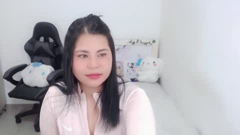 Snapshot of you_little_pervert chatting on 01/24/25, 04:16 Little Pervert online show from 01/24/25, 04:16