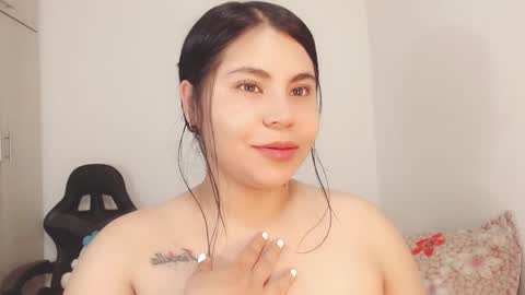 Snapshot of you_little_pervert chatting on 10/24/25, 11:39 Little Pervert online show from 10/24/25, 11:39