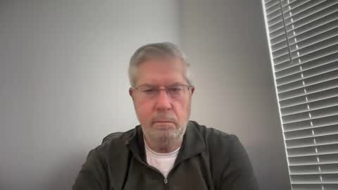 Colorado Guy Straight online show from 02/15/25, 07:39