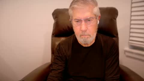 Colorado Guy Straight online show from 09/13/25, 06:02