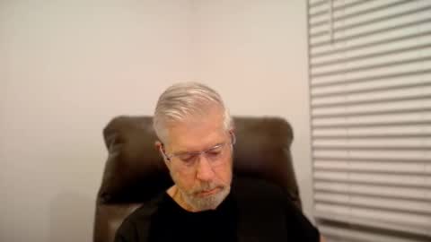 Colorado Guy Straight online show from 11/19/25, 03:50