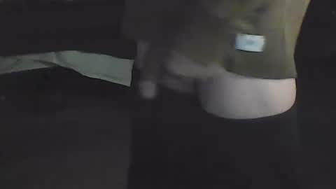 Snapshot of youneverknowimight2 chatting on 02/14/25, 01:45 kindahorny online show from 02/14/25, 01:45