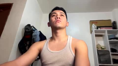 Cyrus online show from 11/17/25, 11:27