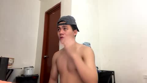 Cyrus online show from 04/22/26, 06:53