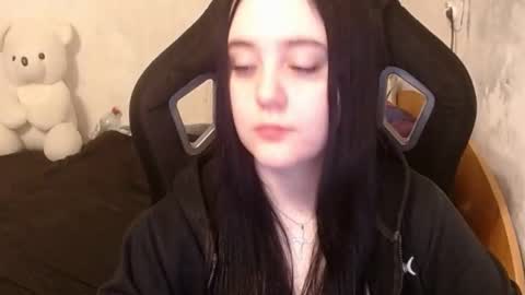 your_8a8y online show from 12/02/24, 03:58