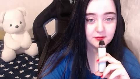 your_8a8y online show from 12/17/24, 05:51