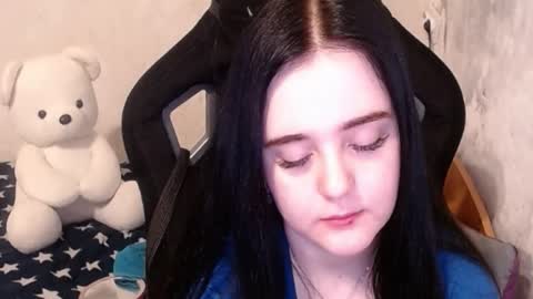 your_8a8y online show from 12/17/24, 03:39