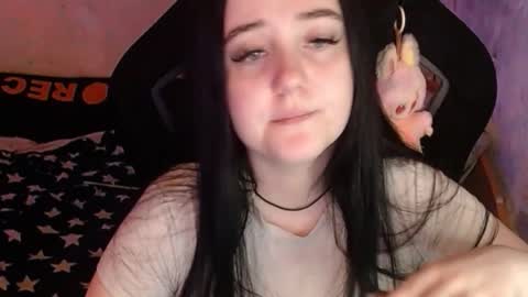 your_8a8y online show from 01/06/26, 04:16