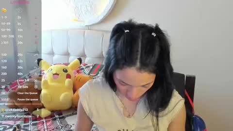 mia3 online show from 02/16/26, 02:57