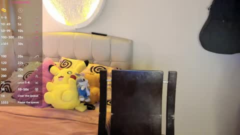 mia3 online show from 04/11/26, 07:07