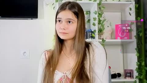 Snapshot of your_casual_vibes chatting on 02/03/26, 06:46 Julia Next stream online show from 02/03/26, 06:46