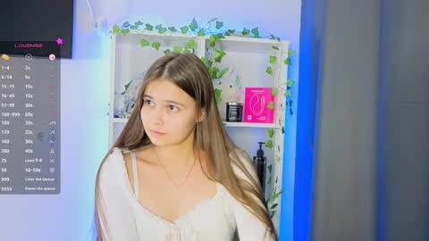 Snapshot of your_casual_vibes chatting on 02/08/26, 06:22 Julia Next stream online show from 02/08/26, 06:22