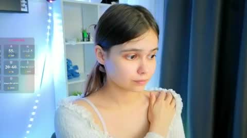 Snapshot of your_casual_vibes chatting on 07/08/26, 08:13 Julia Next stream online show from 07/08/26, 08:13