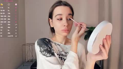 Snapshot of your_desssert chatting on 03/09/26, 11:14 Lina online show from 03/09/26, 11:14