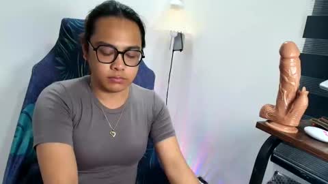 Snapshot of your_dreamgirlxxx69 chatting on 05/26/26, 07:59 your_dreamgirlxxx69 online show from 05/26/26, 07:59