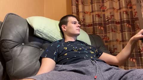 Kelly online show from 12/21/24, 04:14