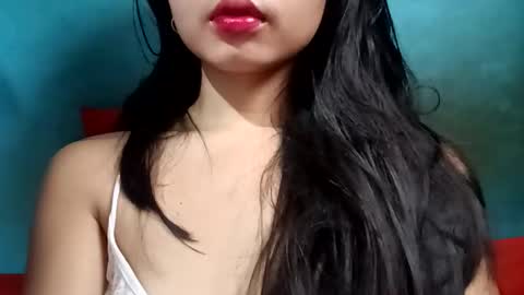 Snapshot of your_fantasy5 chatting on 12/19/25, 12:39 your_fantasy5 online show from 12/19/25, 12:39