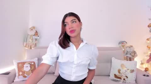 Eliza online show from 12/15/24, 06:15