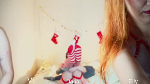 girls u wanna fuck online show from 12/15/24, 05:31