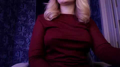 Snapshot of your_freya chatting on 02/17/26, 03:51 Freya online show from 02/17/26, 03:51