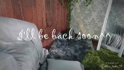 Snapshot of your_gothic_elf chatting on 02/24/25, 08:38 Stella online show from 02/24/25, 08:38