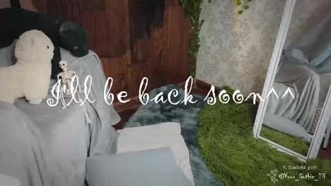 Snapshot of your_gothic_elf chatting on 03/10/25, 10:24 Stella online show from 03/10/25, 10:24