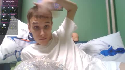 Mark online show from 12/21/25, 07:21