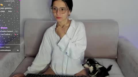 Snapshot of your_lilacute1 chatting on 02/09/25, 07:27 Lila online show from 02/09/25, 07:27
