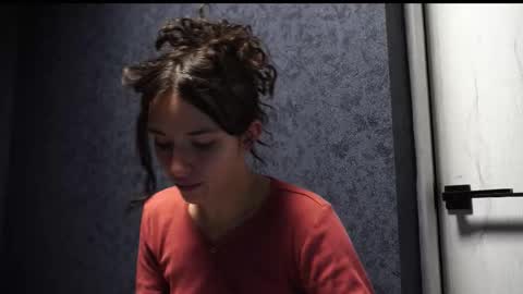 Meri  online show from 10/28/25, 08:33