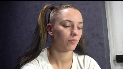 Meri  online show from 12/03/25, 09:24