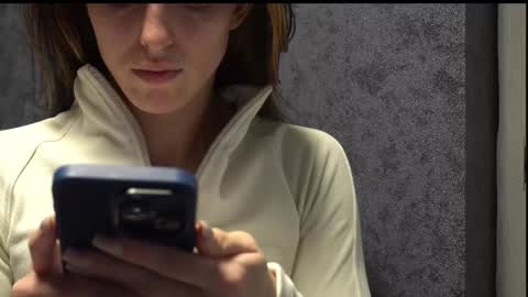 Meri  online show from 12/15/25, 10:03